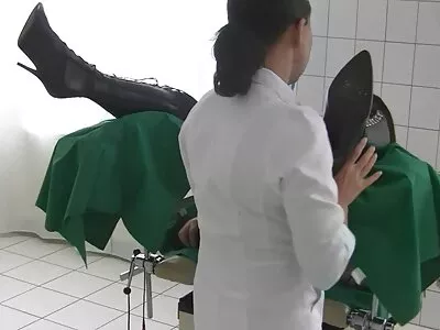 Bin gratistitten in die asiatische Frau reingekommen